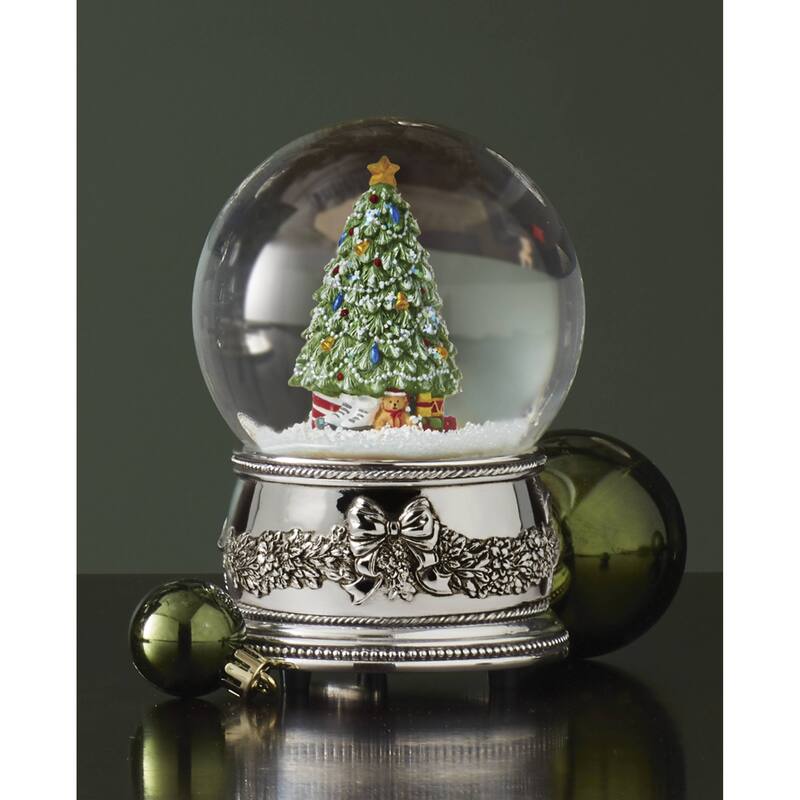 Reed And Barton Christmas Tree Musical Snow Globe