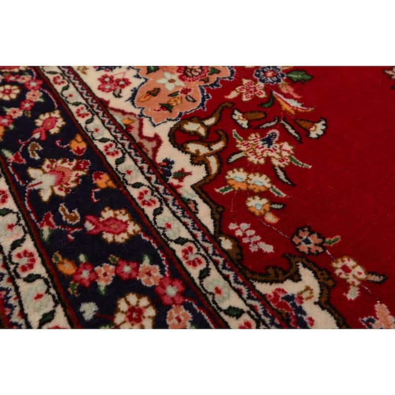 3'6''x5 Hand Knotted Wool Red Traditional 200 KPSI Rug - 3' 6'' x 5'