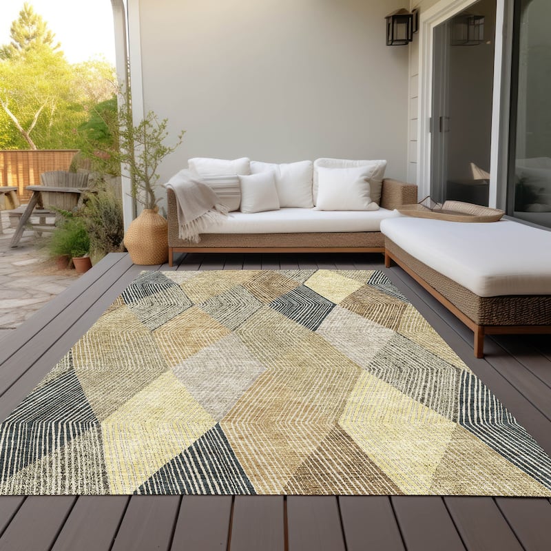 Machine Washable Indoor/ Outdoor Diamond Stripes Chantille Rug - Mocha - 3' x 5'