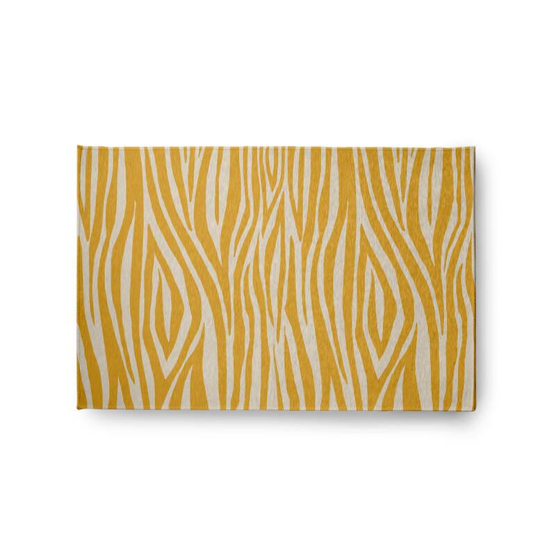 Wood Stripe Design Chenille Area Rug - 2' x 3' - Yellow