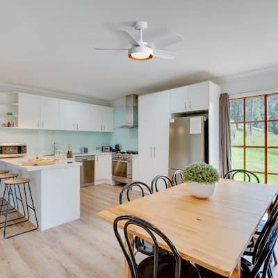 42" Ceiling Fans with LED Light 22W and Remote Control 6 Wind Speed - White