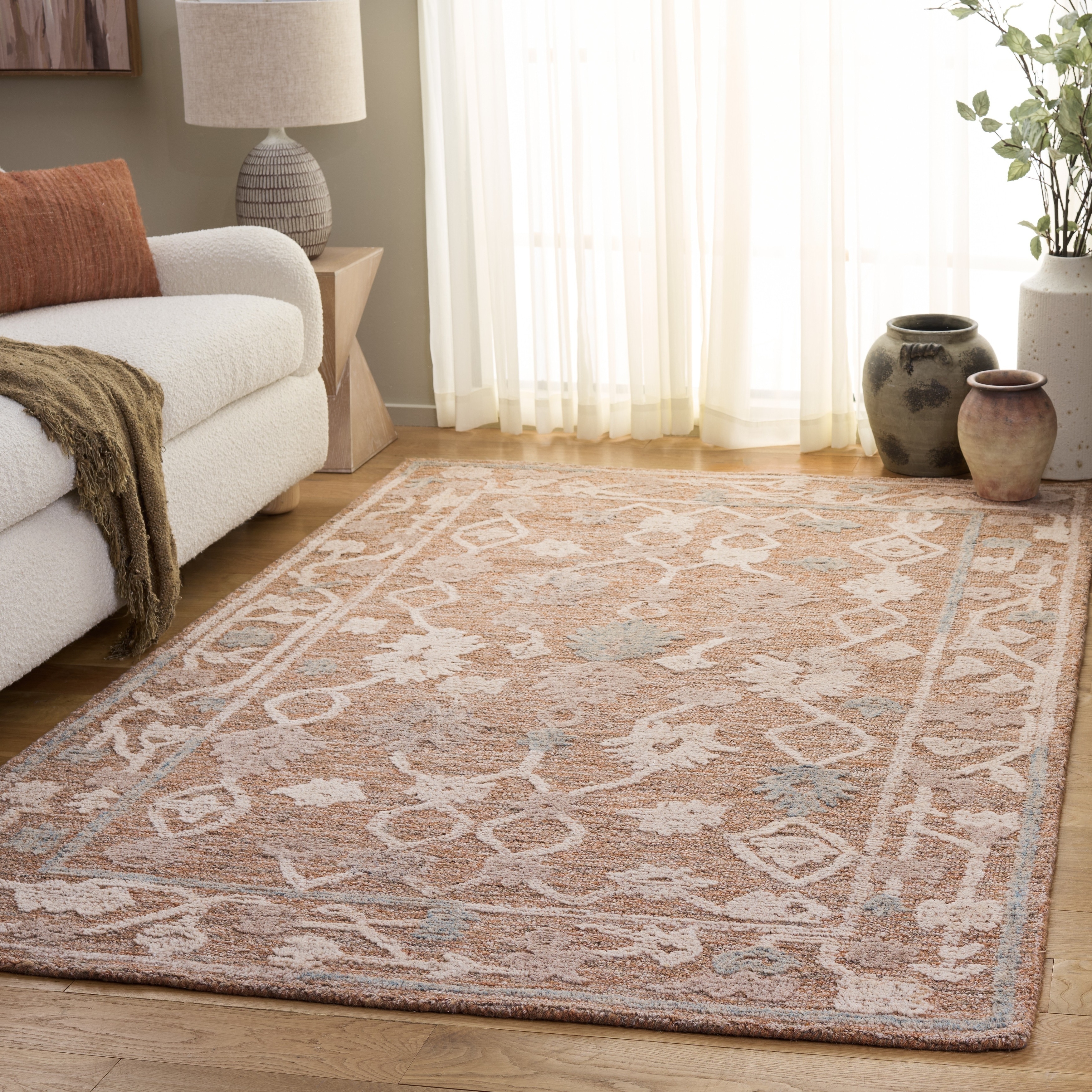 SAFAVIEH Handmade Marquee Famke Wool Rug