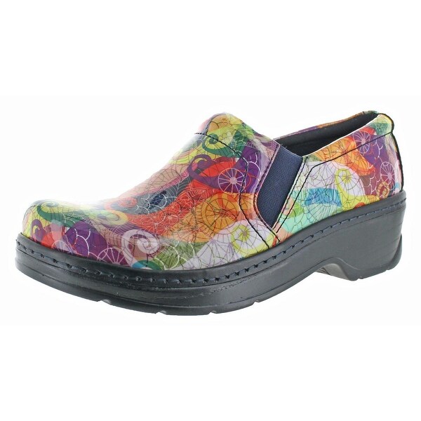 klogs nursing shoes near me