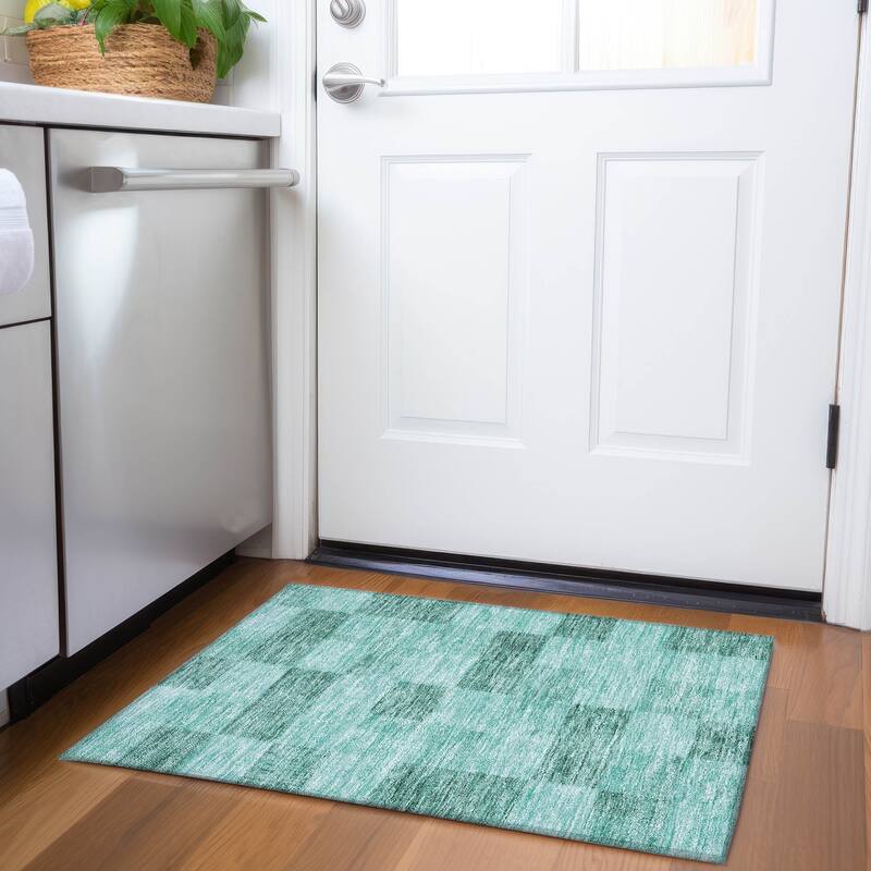 Machine Washable Indoor/ Outdoor Checker Chantille Rug - Seafoam - 1'8" x 2'6"