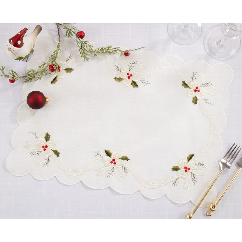 Embroidered Placemats With Holly and Ribbon Design (Set of 4)