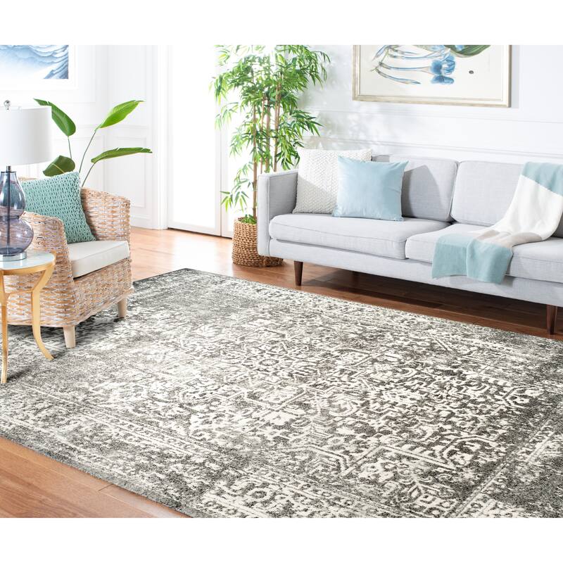 SAFAVIEH Evoke Quinn Vintage Distressed Rug