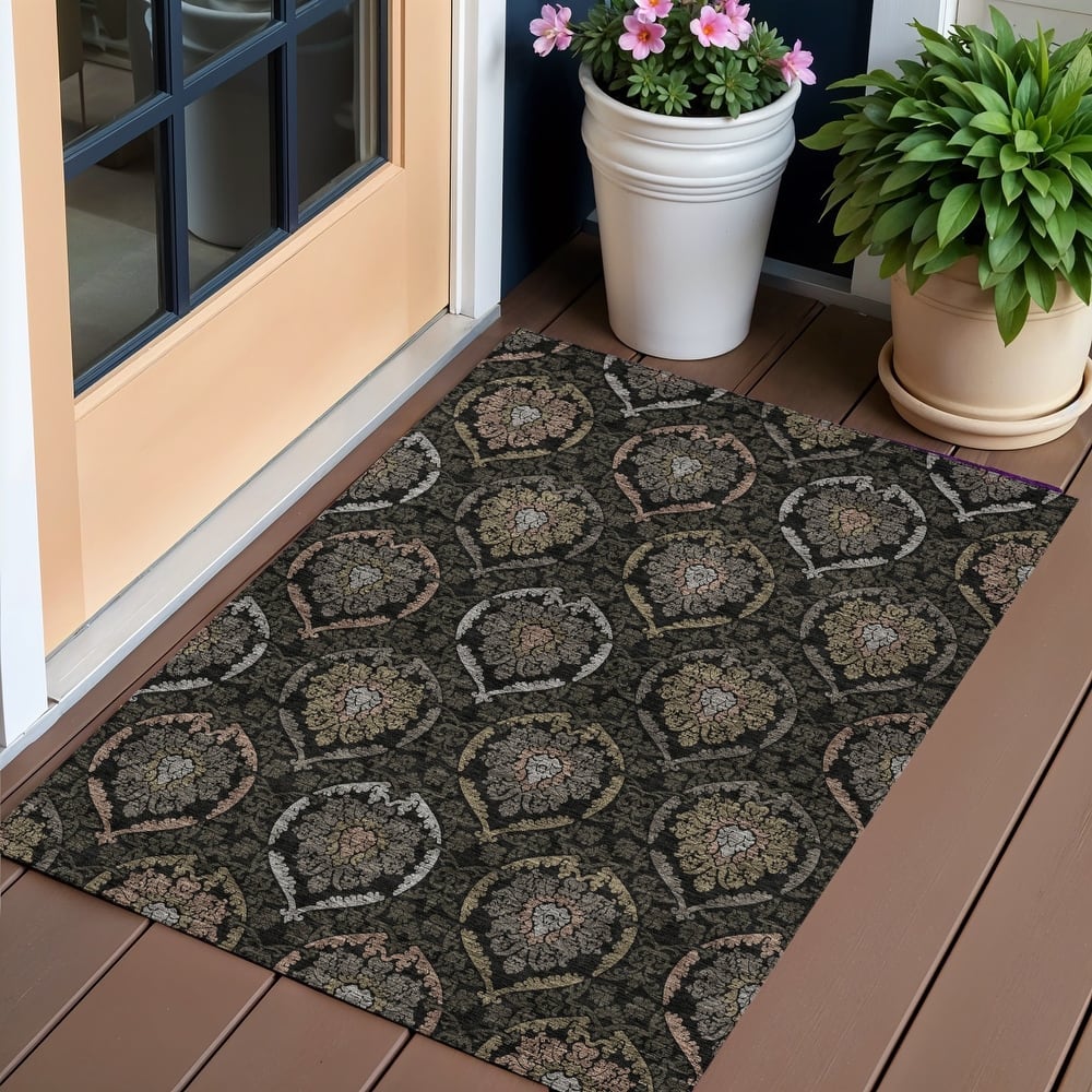 HomeRoots Medallion Transitional Rectangle Outdoor Rug
