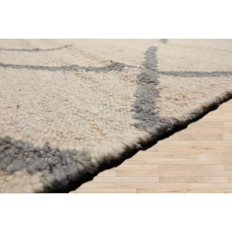 LoomBloom Oatmeal Wool Oriental Rug with Multi Size Flatweave Design