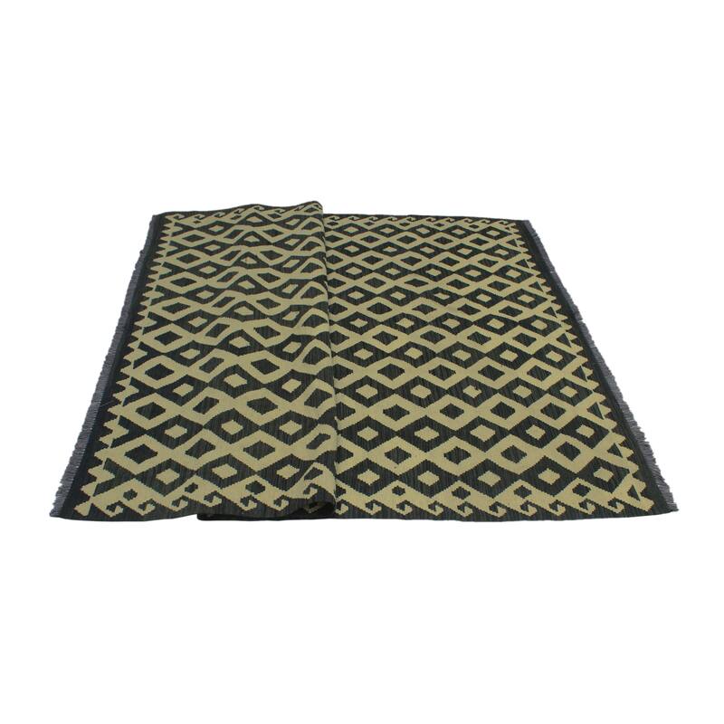 Hand-Woven Sangat Kilim Tordil Ivory/Black Rug - 5'9" x 8'1"