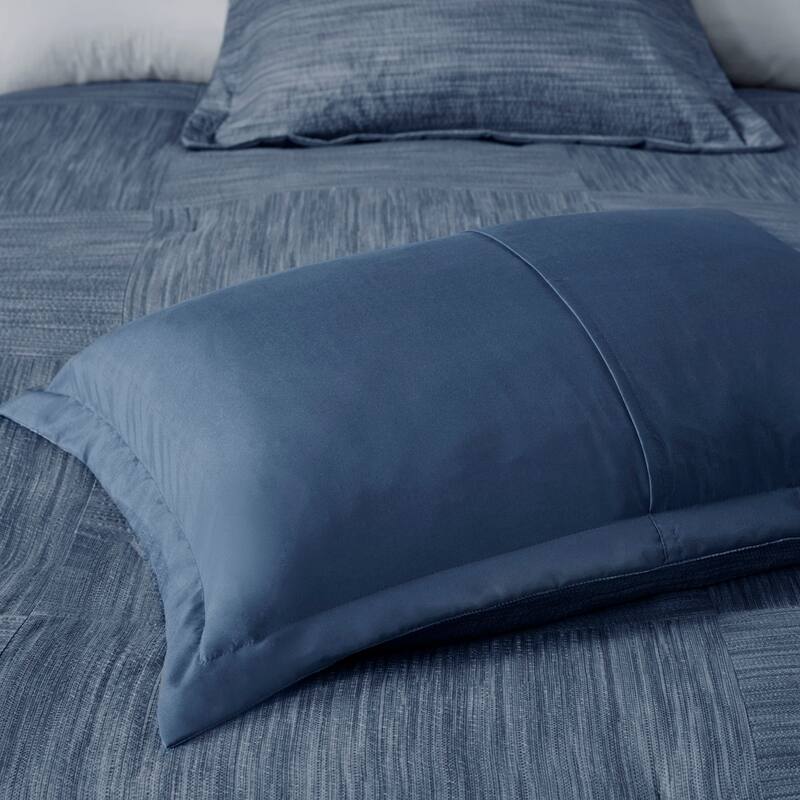 GDF Studio - Printed Seersucker Comforter Set with Decorative Pillows