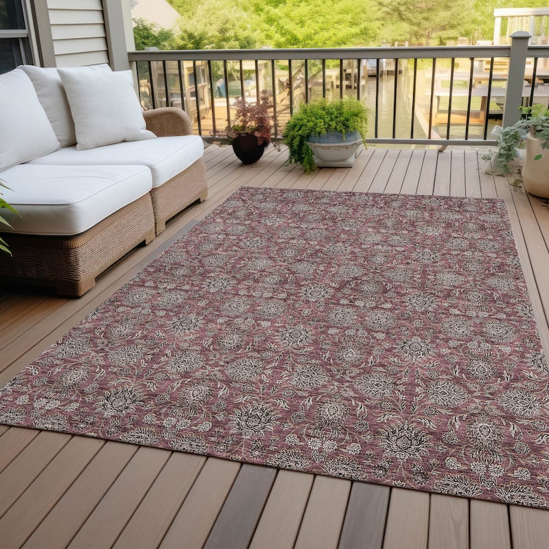 Machine Washable Indoor/ Outdoor Chantille Traditional Floral Rug