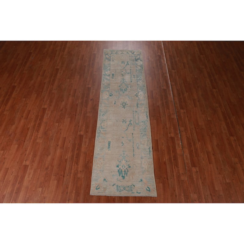 Hand Knotted Oriental 100% Wool Carpet Transitional Floral Beige & Ivories Oushak Runner Rug - 9' 10'' X 2' 8''