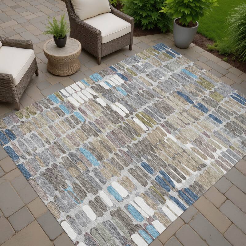 Machine Washable Indoor/ Outdoor Modern Caps Chantille Rug - Taupe - 8' x 10'