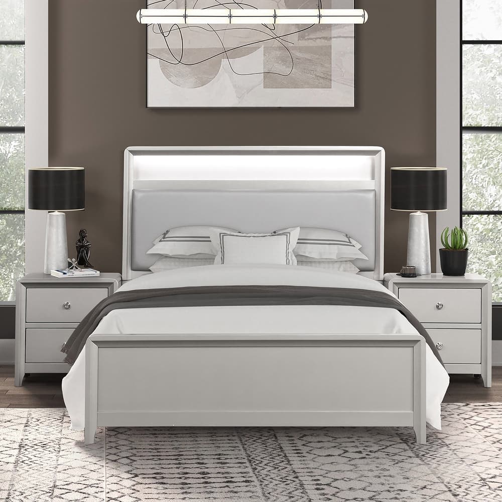 Furniture of America Milandra Modern 3-Piece Champagne Solid Wood Panel Bedroom Set with LED Light