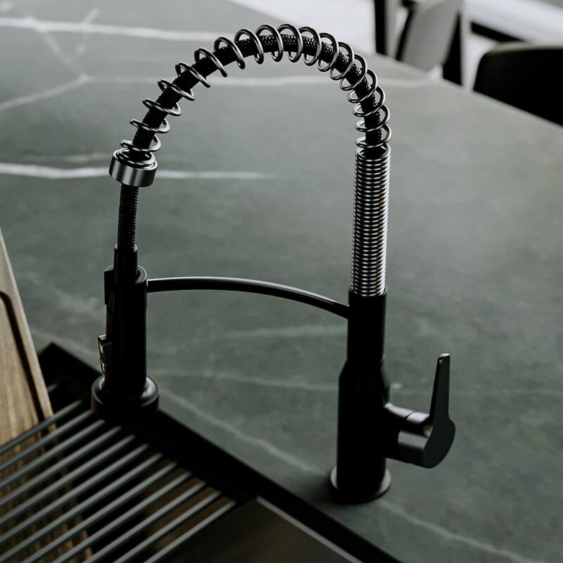 Karran Scottsdale Single-Handle Pull-Down Sprayer Commercial Style Kitchen Faucet