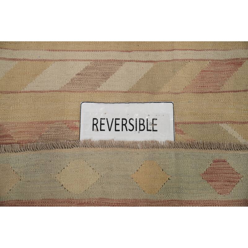 Hand Woven Southwestern Wool Multi-Colored Geometric Area Rug - 9' 10'' X 6' 9''