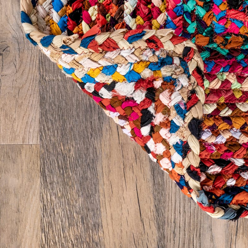 Nuloom Tammara Bohemian Hand Braided Area Rug