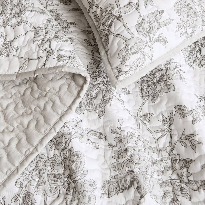 Brooklyn Loom Mila Floral Quilt Set