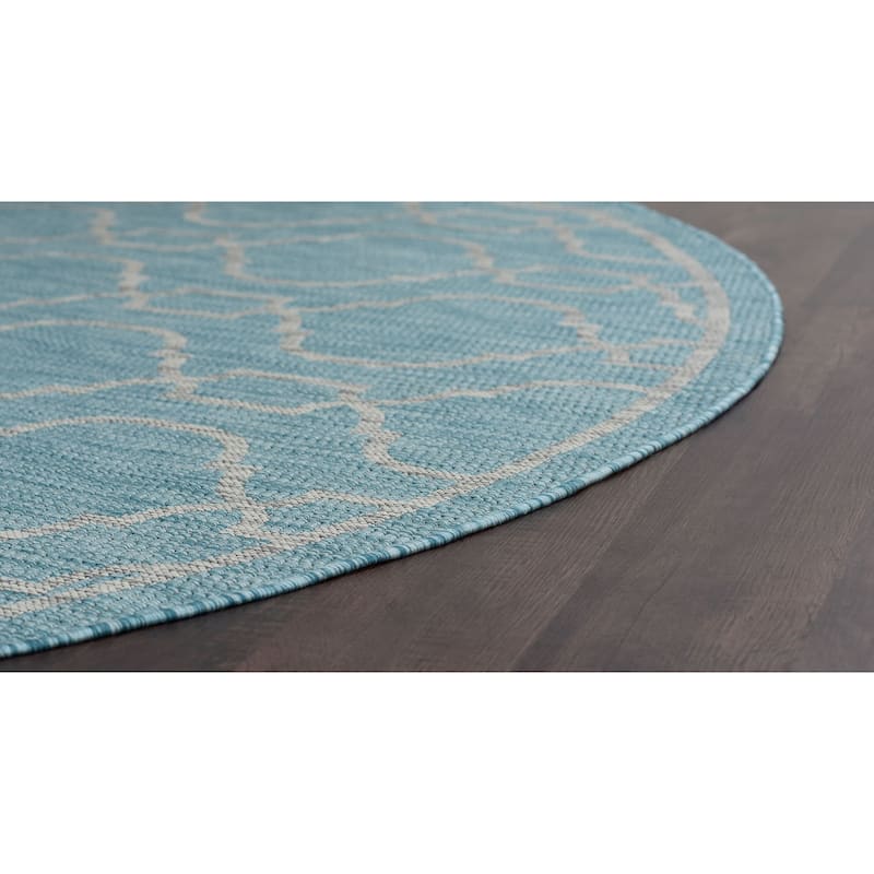 Colonnade Transitional Geometric Indoor/Outdoor Area Rug