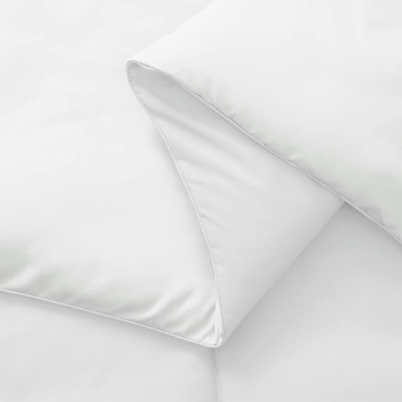 Clara Clark All-season Down Alternative Comforter