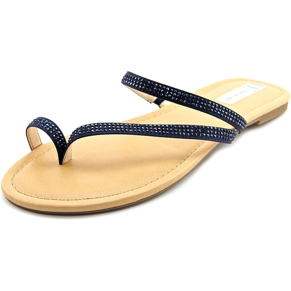 inc international concepts flip flops