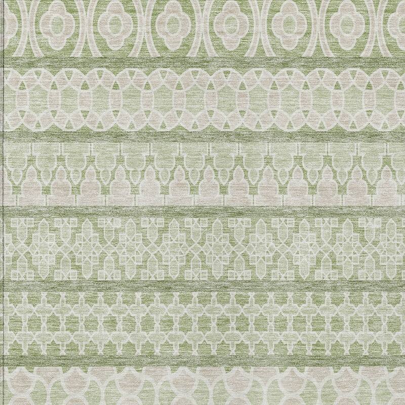 HomeRoots Quatrefoil Transitional Rectangle Outdoor Rug