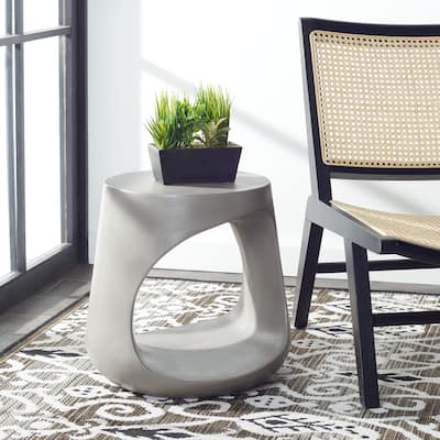 SAFAVIEH Outdoor Geronda Concrete Accent Table - 17.72" W x 17.72" L x 17.72" H - 18Wx18Dx18H