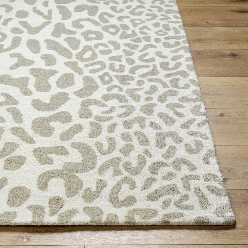 Hand-tufted Jungle Animal Print Wool Area Rug