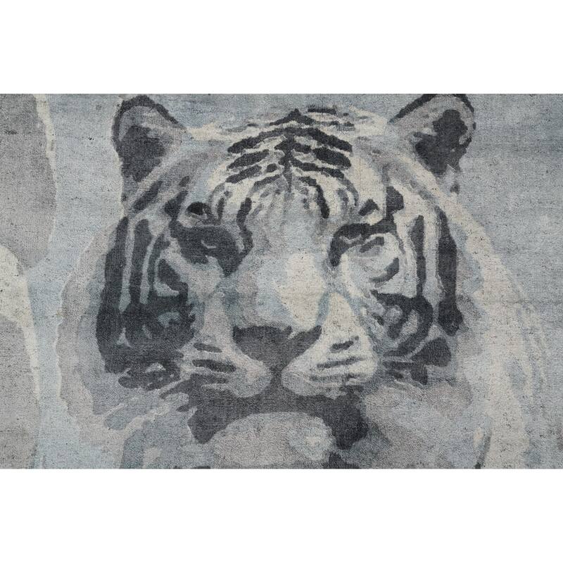 Hand Knotted Oriental Viscose Silk Carpet Modern Animal Pictorial Greys & Charcoal Abstract Area Rug - 7' 7'' X 5' 8''