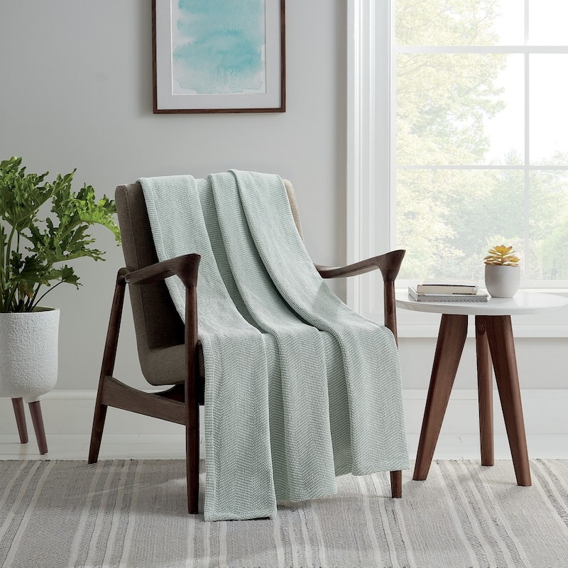 Aston & Arden Luxury Chenille All Season Chevron Blanket