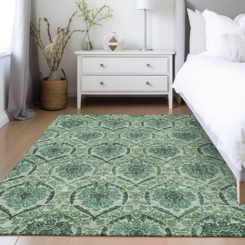 Machine Washable Indoor/ Outdoor Chantille Traditional Damask Rug