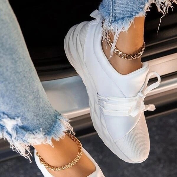 flat heel sneakers