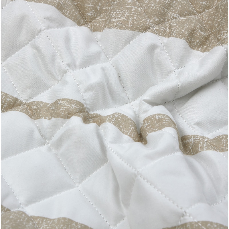 Nanshing Daryl 7 Piece Striped Quilt Set