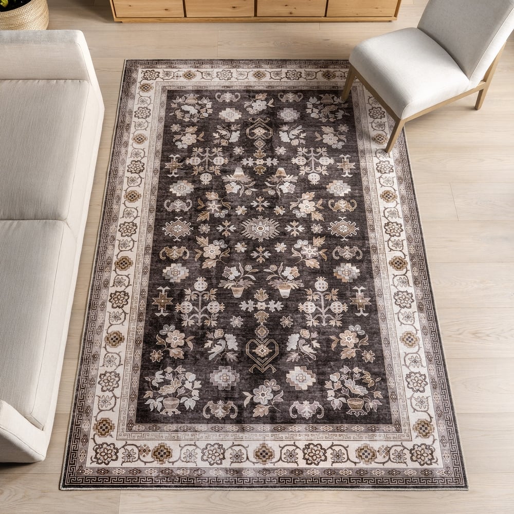 Nuloom Verity SplashGuard Traditional Medallion Machine Washable Area Rug