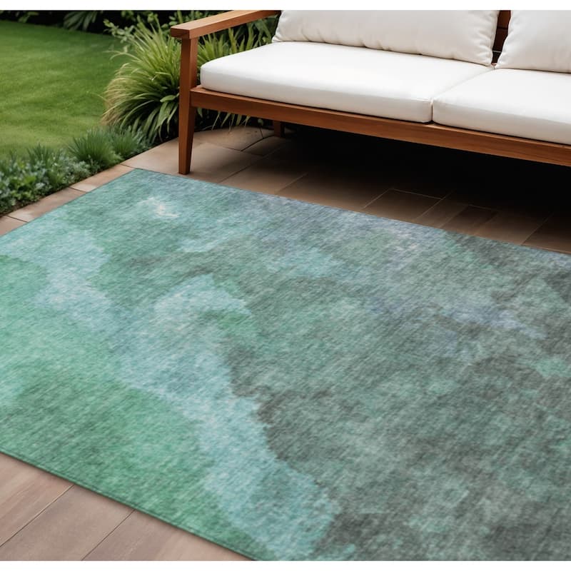 HomeRoots Abstract Transitional Rectangle Outdoor Rug - 8' X 10'