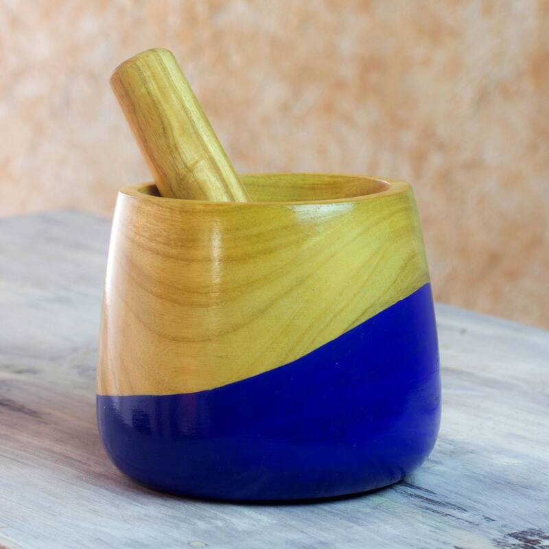 NOVICA Handmade Spicy Blue Wood Mortar And Pestle (Guatemala) - 4.5" H x 4.9" Diam.