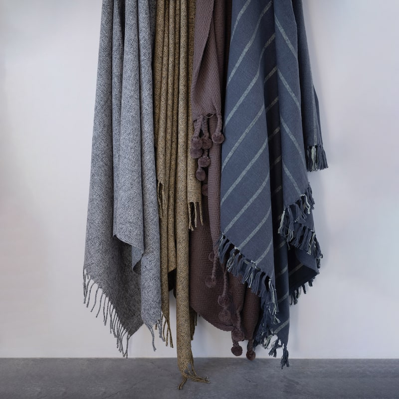 Woven Cotton Throw with Tassels, Iron Color