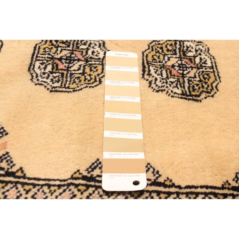 ECARPETGALLERY Hand-knotted Finest Peshawar Bokhara Beige Wool Rug - 4'0 x 6'1