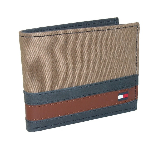 Tommy Hilfiger Men's Leather Exeter Passcase Billfold Wallet - one size