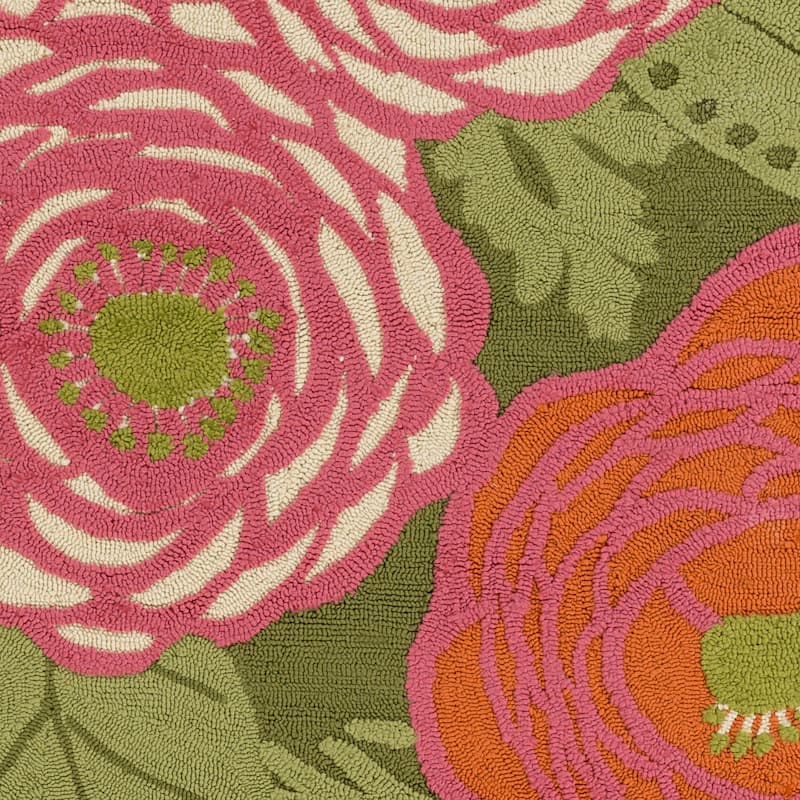 Hand-hooked Lola Floral Area Rug