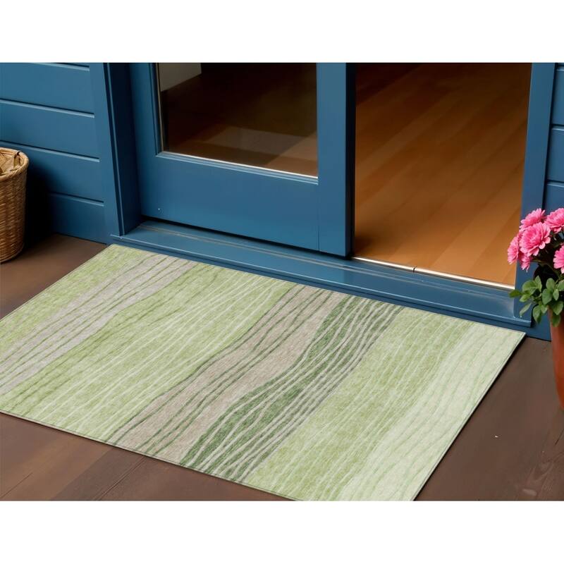 HomeRoots Striped Transitional Rectangle Outdoor Rug - 3' x 5'
