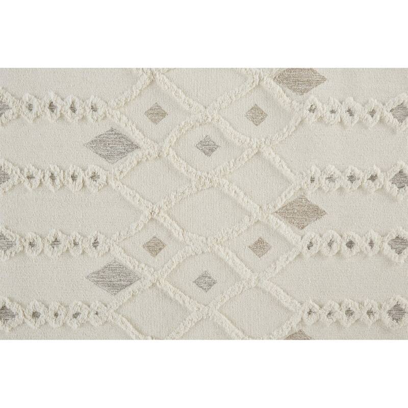 Yoxob Hand Tufted Geometric Modern Stain Resistant Area Rug By HomeRoots - 8' x 10'