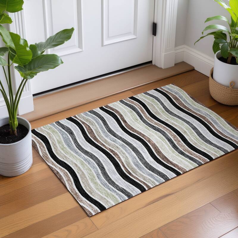 Machine Washable Indoor/ Outdoor Contemporary Stripe Chantille Rug