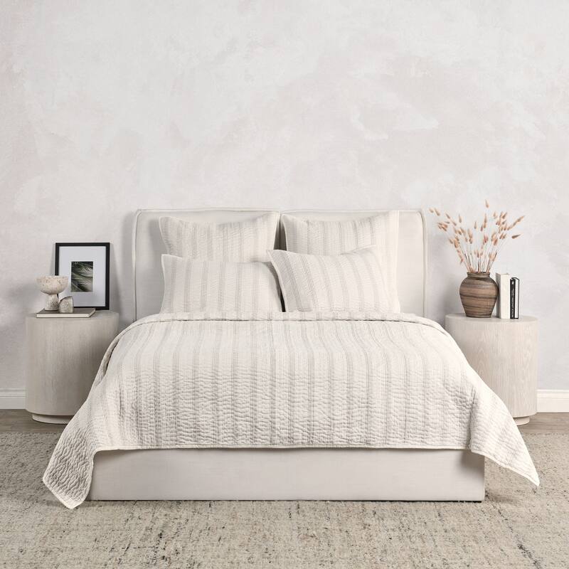 Villa by Classic Home Abraham Cotton Linen Sham