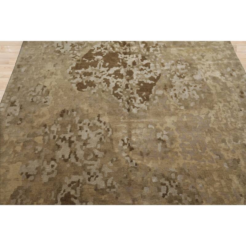 6x7'10'' Hand Knotted Wool & Silk Beige Tibetan Modern & Contemporary Rug - 6' x 7' 10''