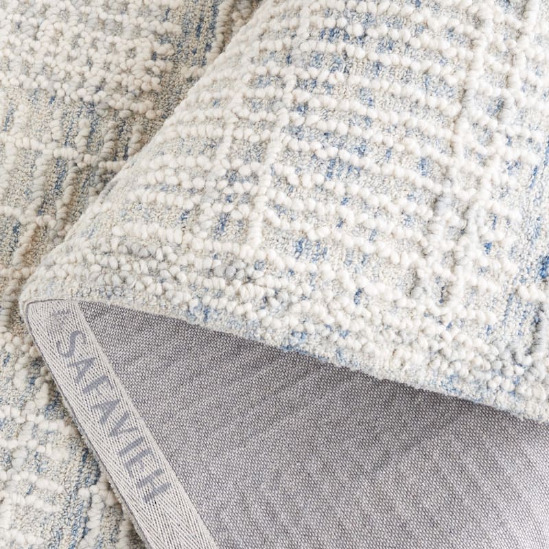 SAFAVIEH Handmade Abstract Anoek Checkered Wool Rug