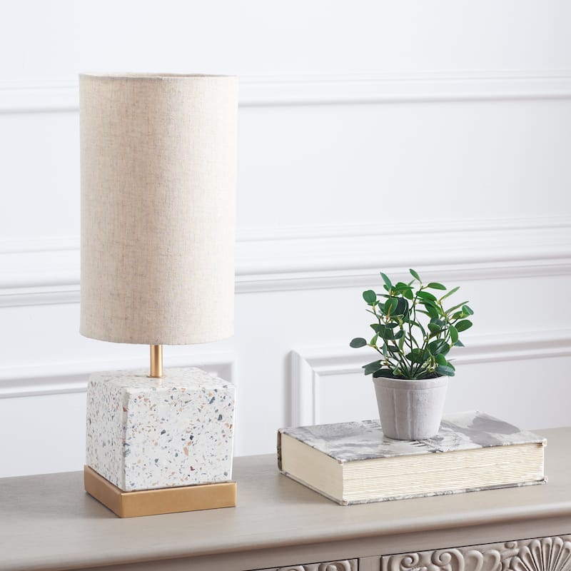 SAFAVIEH Lighting Jarelle Modern 17-inch Table Lamp - 6"W x 6"D x 17"H