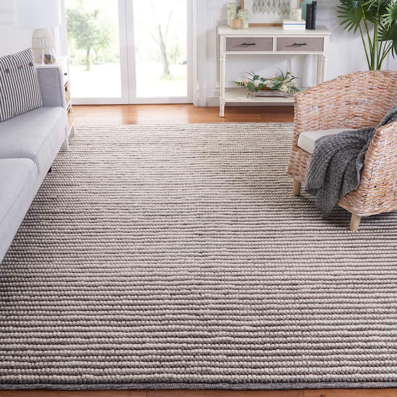 Martha Stewart by SAFAVIEH, Handmade Lisaveta Modern Wool Rug