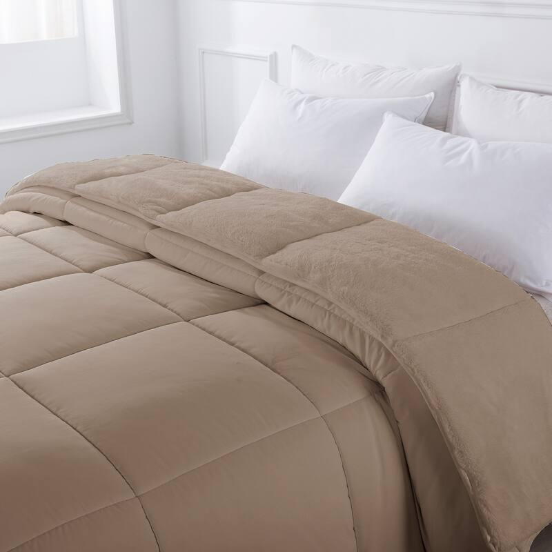 Cozy Down Alternative Reversible Comforter