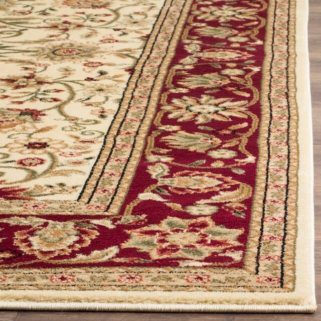 SAFAVIEH Lyndhurst Ambrogina Traditional Area Rug